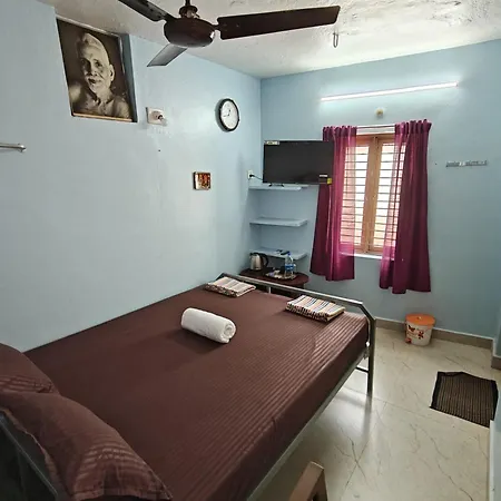 Aalaya Homestay Tiruvannamalai Exterior photo